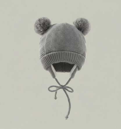 Bonnet Bébé Tricoté à Pompons – Chaleur & Douceur pour l’Hiver